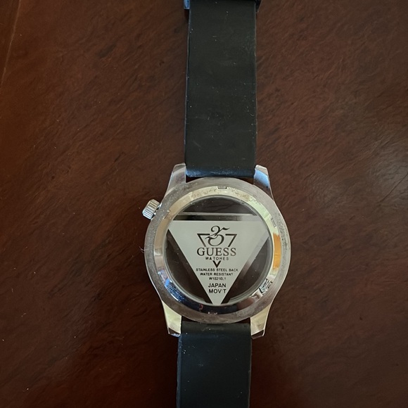 Ladies Guess Woman’s Watch - Picture 3 of 4